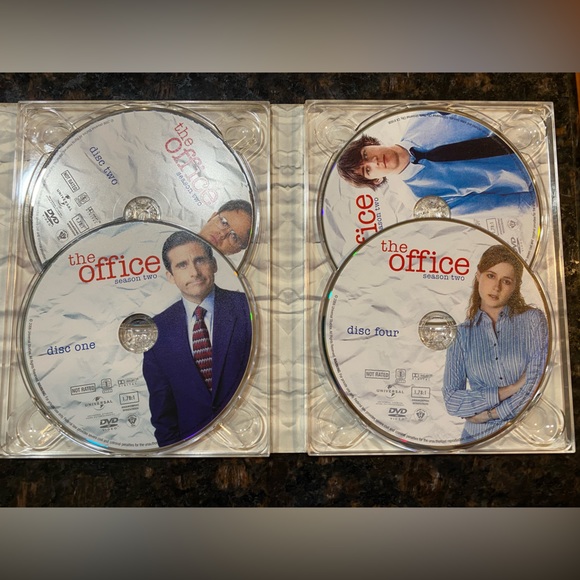 The Office Season 2 DVD - Picture 3 of 4